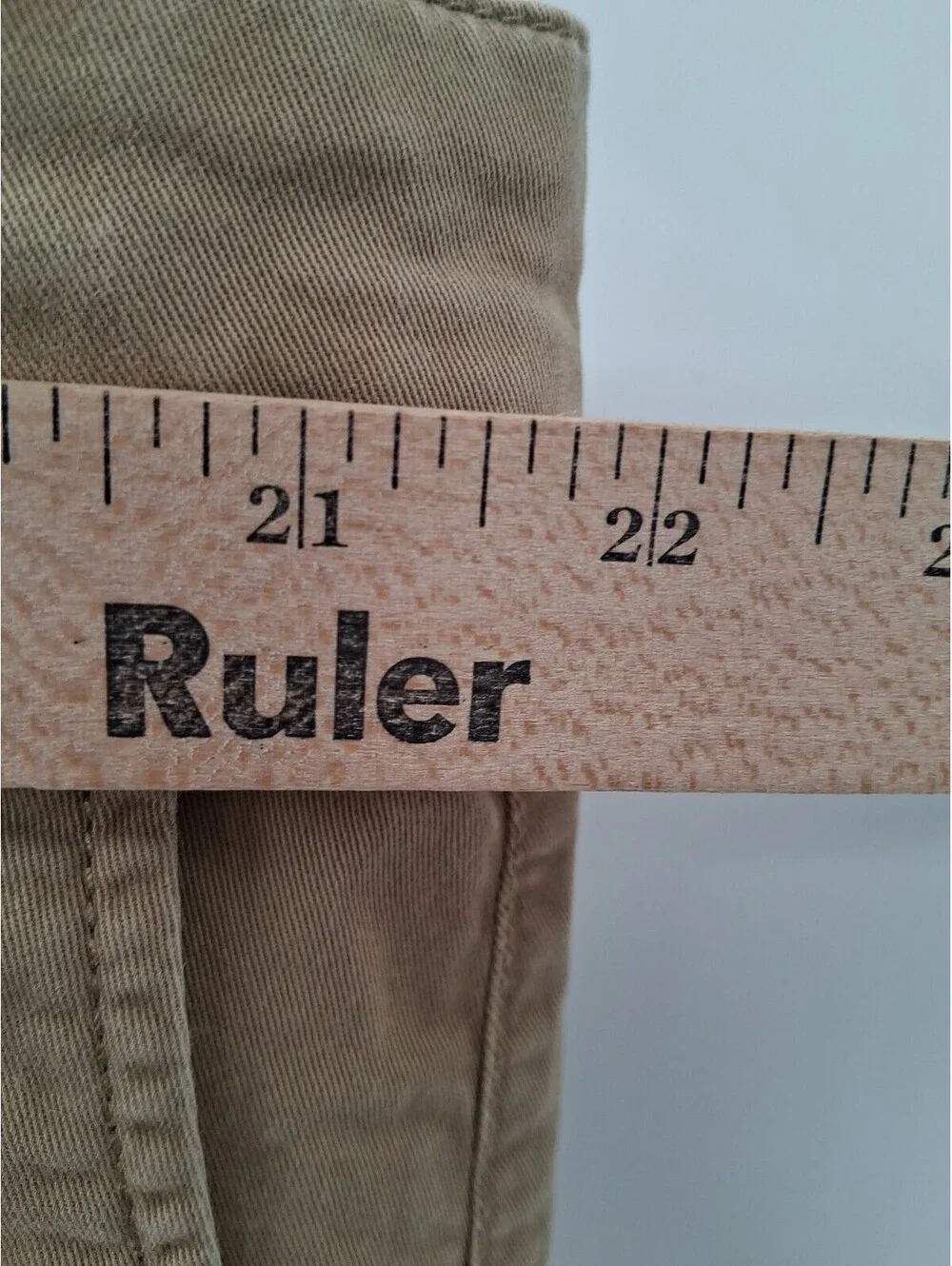 L.L. Bean Chino Shorts Mens 44 Tan Khaki Standard Fit Casual Work Outdoor
